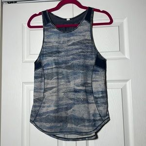 Lululemon tank 6